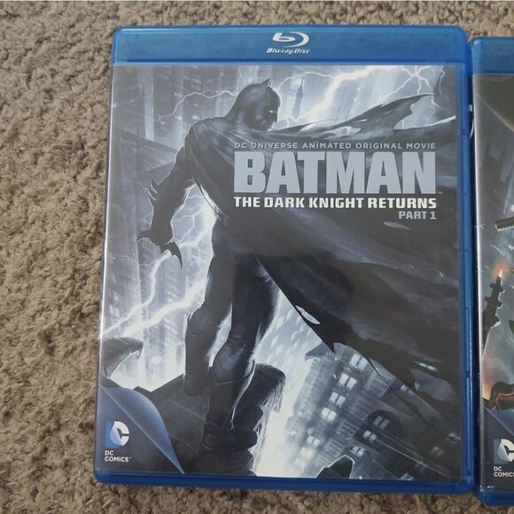Batman Animated Movie Blu-ray Duo PRE-OWNED - Picture 2 of 5